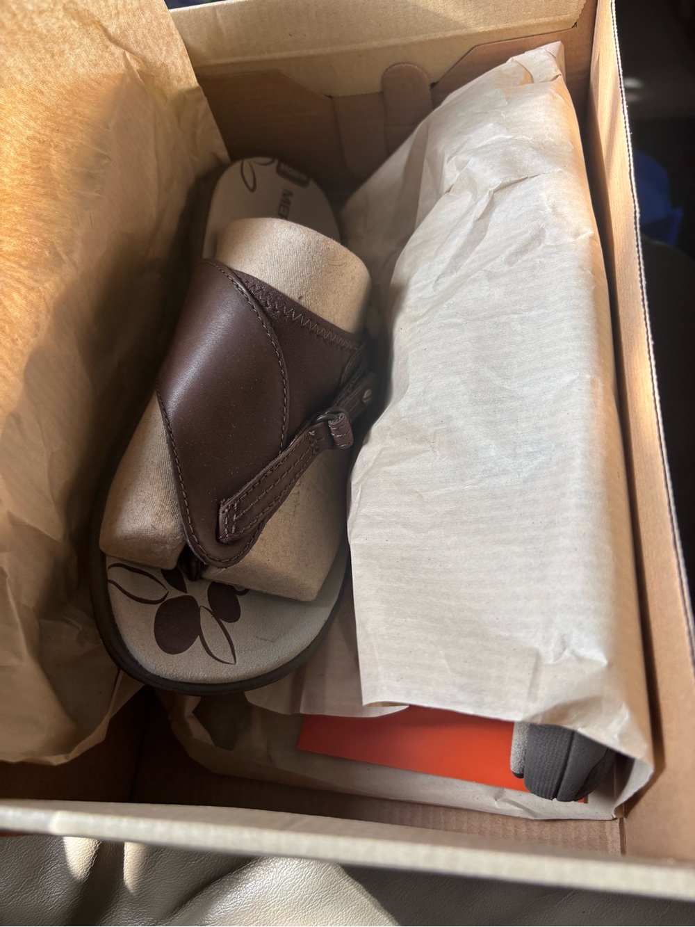 Merrell NEW Brown Leather Slip-On Sandal - Picture 2 of 7
